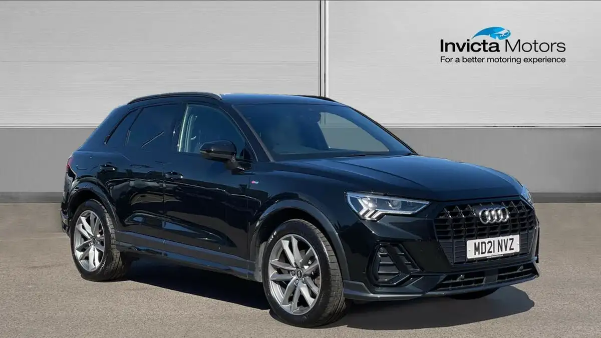 2021-audi-q3-15-35-tfsi-black-edition-codcomfort-sound-pack-station-wagon-big-0