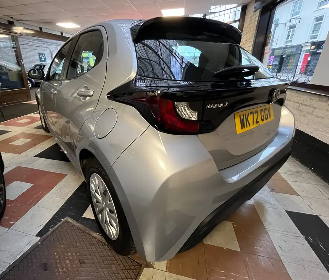 2022-mazda-mazda2-15-pure-big-5