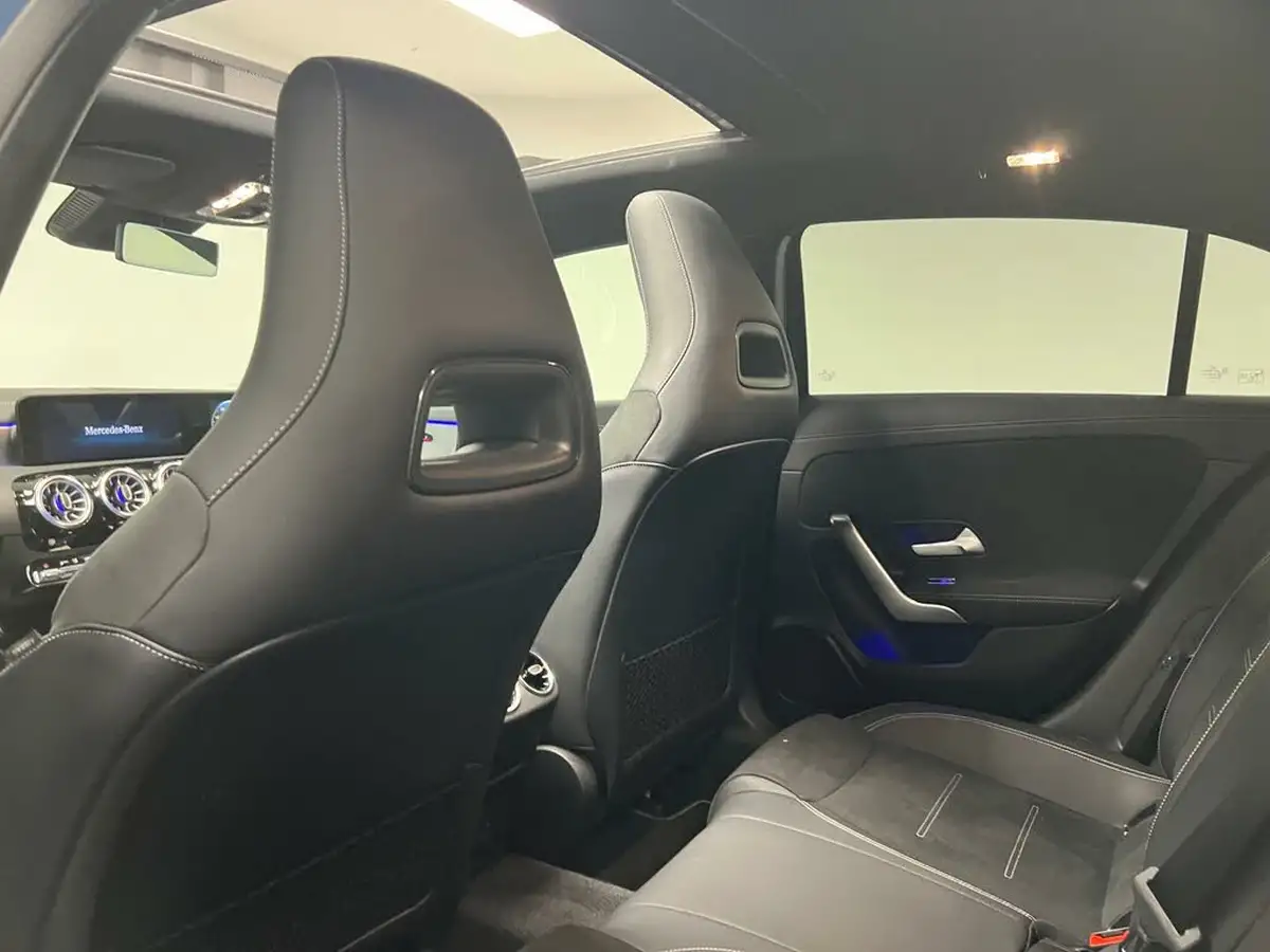 2021-mercedes-benz-a-class-13-a200-exclusive-edition-7g-dct-big-19
