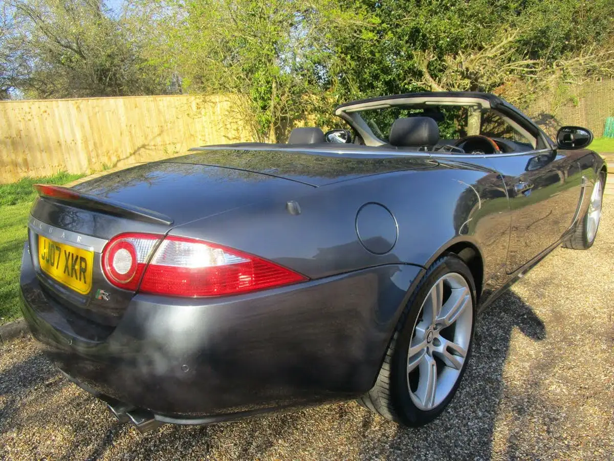 2007-jaguar-xkr-42-convertible-big-8