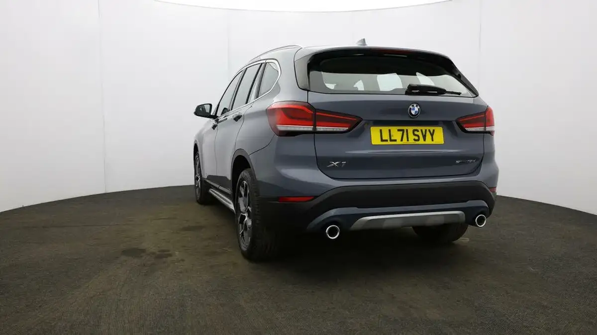 2021-bmw-x1-20td-sdrive18d-xline-sport-auto-big-24