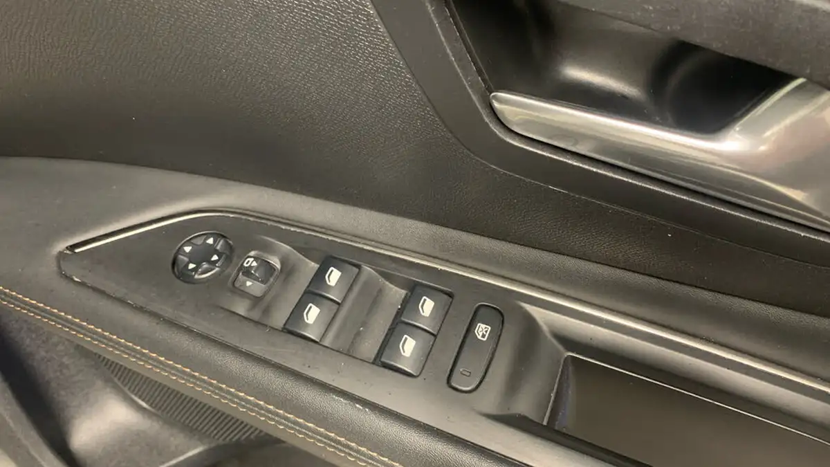 2019-peugeot-3008-suv-15-bluehdi-gt-line-eat8-big-21