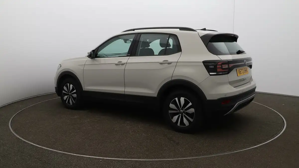2024-volkswagen-t-cross-10-tsi-move-110ps-dsg-big-29
