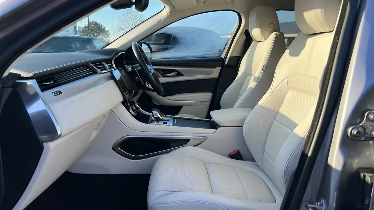 2021-jaguar-f-pace-20-p250-r-dynamic-s-big-2