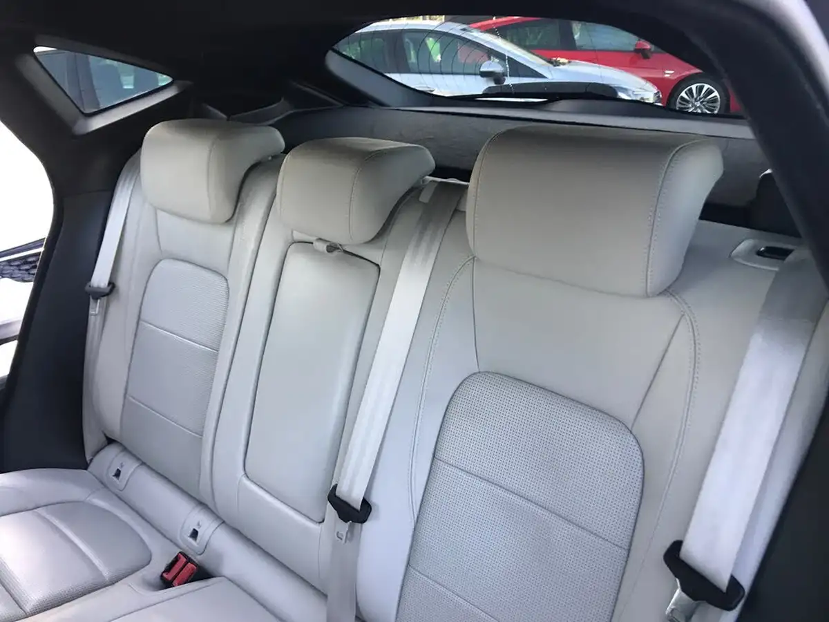 2019-jaguar-e-pace-20-i4d-r-dynamic-s-150ps-big-12