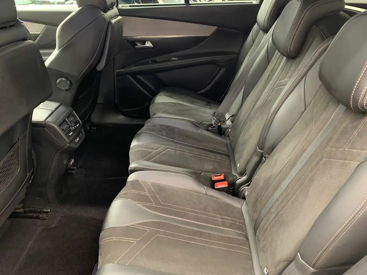 2021-peugeot-5008-suv-12-puretech-gt-eat8-big-31