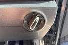 2020-volkswagen-t-roc-15-tsi-se-small-28