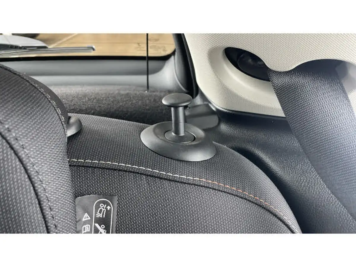2022-mini-cooper-15-one-classic-3d-big-33