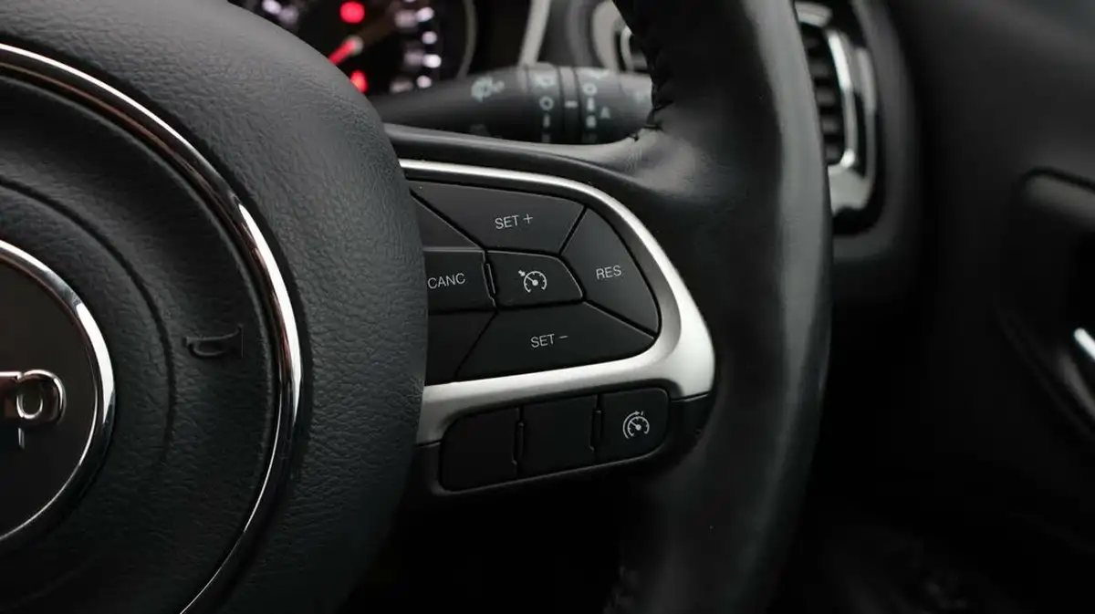 2020-jeep-compass-14-multiair-ii-night-eagle-big-23