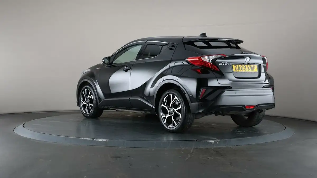 2019-toyota-c-hr-18-vvt-i-design-big-64