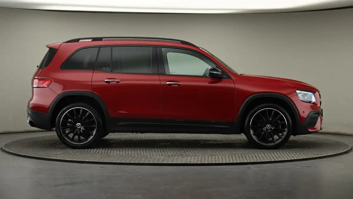 2023-mercedes-benz-glb-class-13-glb200-amg-line-premium-plus-night-edition-big-6