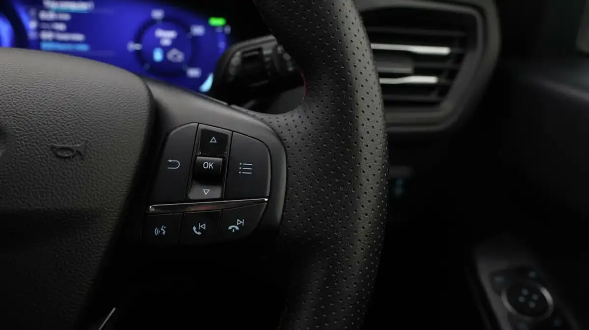 2022-ford-kuga-25t-st-line-x-edition-225ps-phev-big-21