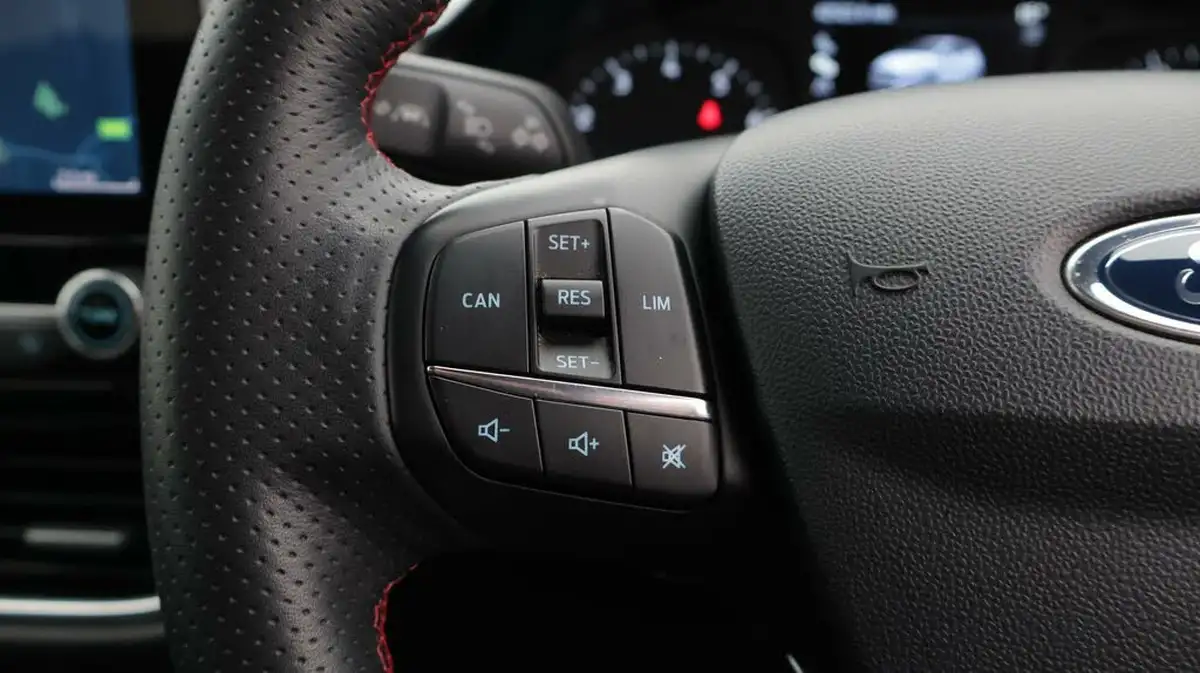 2019-ford-fiesta-10t-st-line-125ps-5d-big-25