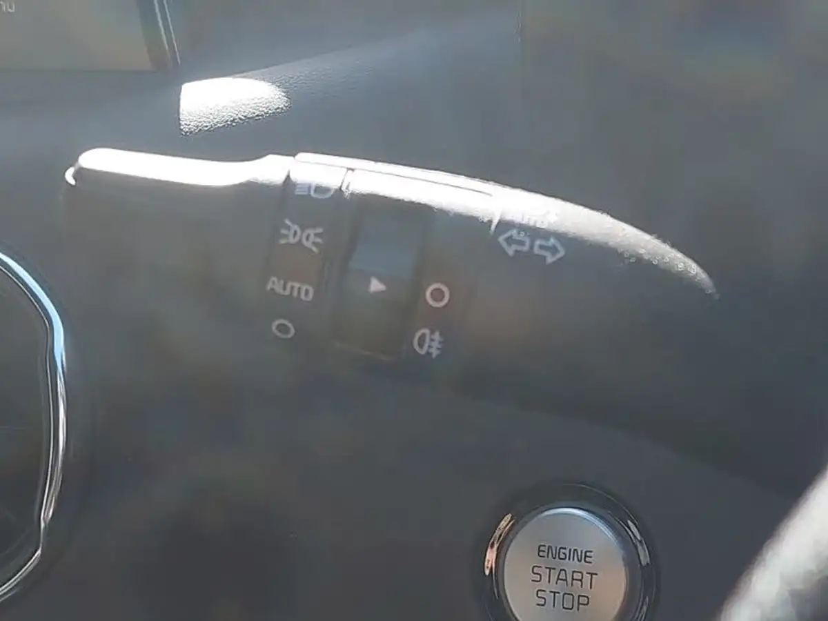 2019-kia-stinger-20-t-gdi-gt-line-s-242bhp-big-16