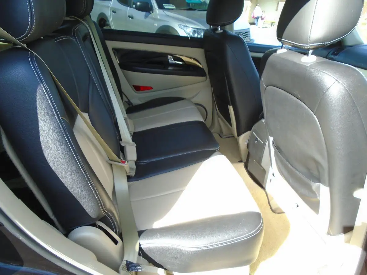 2016-kgm-ssangyong-rexton-w-22td-elx-big-10