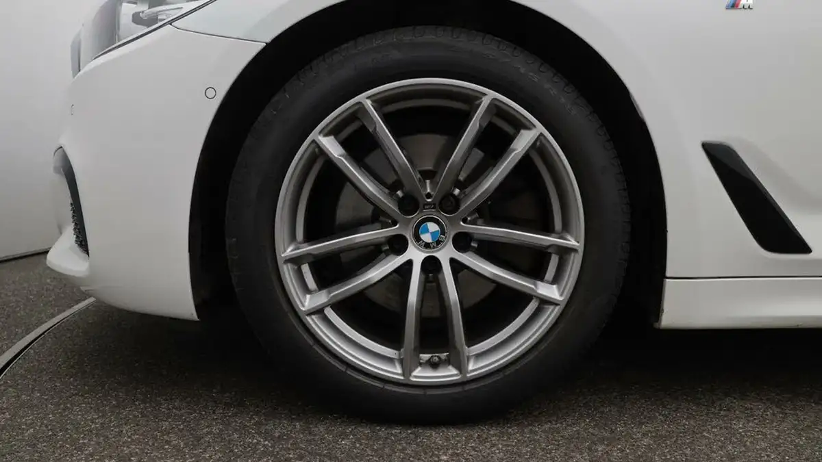 2019-bmw-5-series-20-520i-m-sport-plus-pack-touring-5d-big-18