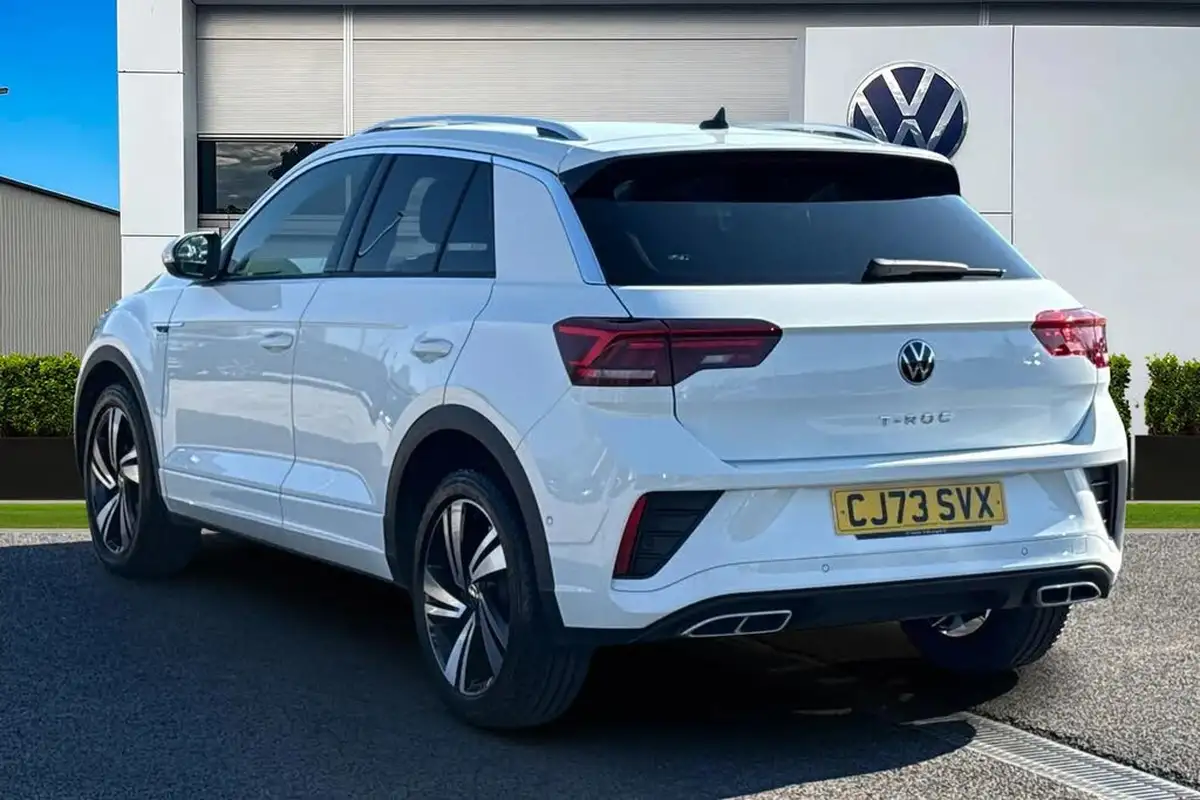 2024-volkswagen-t-roc-15-tsi-r-line-hatchback-5d-big-1