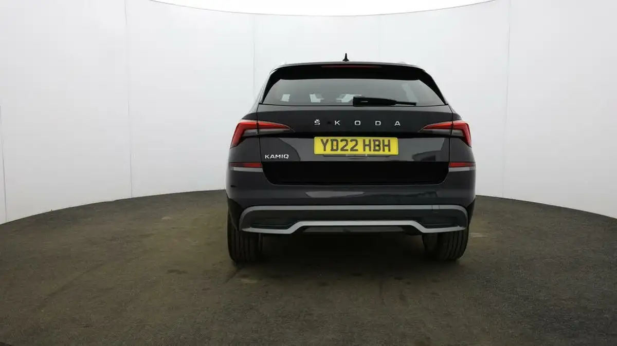 2022-skoda-kamiq-15-tsi-se-l-big-5