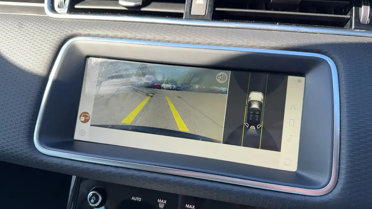 2022-land-rover-range-rover-evoque-20-d165-s-big-23