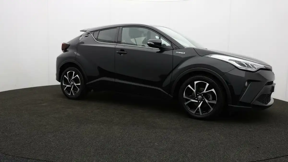 2022-toyota-c-hr-18-vvt-i-design-big-54