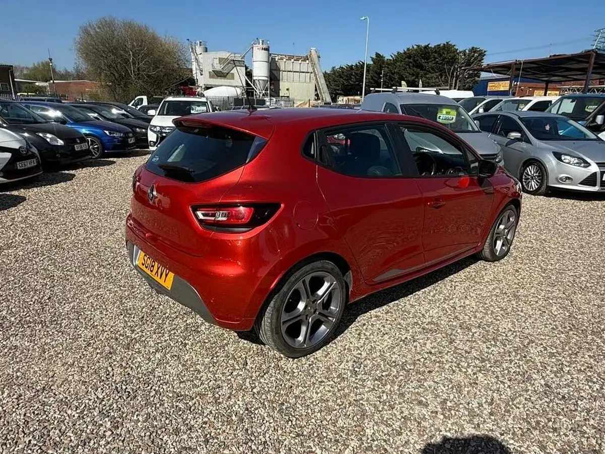 2018-renault-clio-15dci-dynamique-s-nav-90bhp-big-6