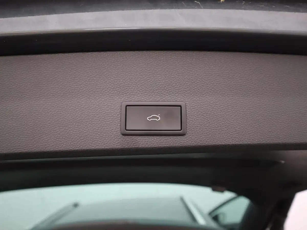 2020-seat-ateca-20tdi-xperience-lux-150ps-dsg-big-7