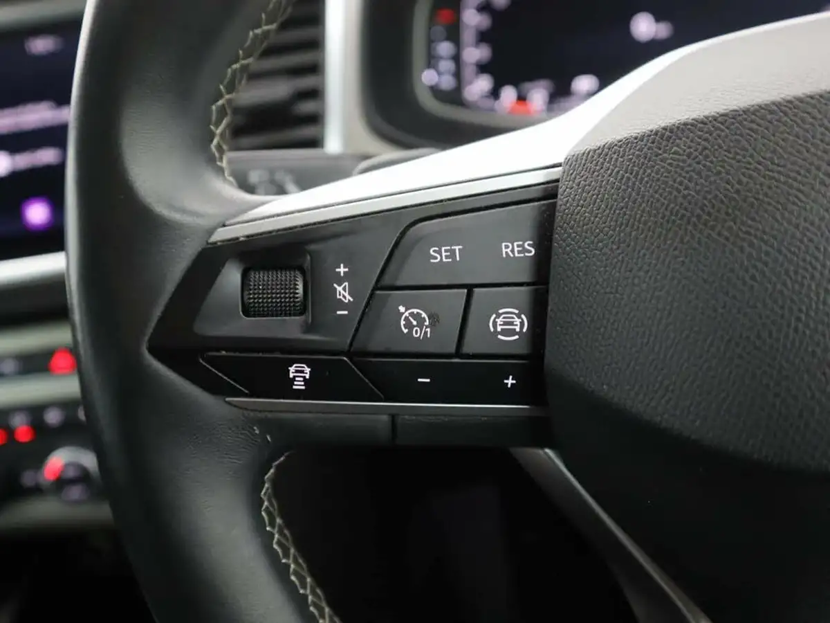 2020-seat-ateca-20tdi-xperience-lux-150ps-dsg-big-23