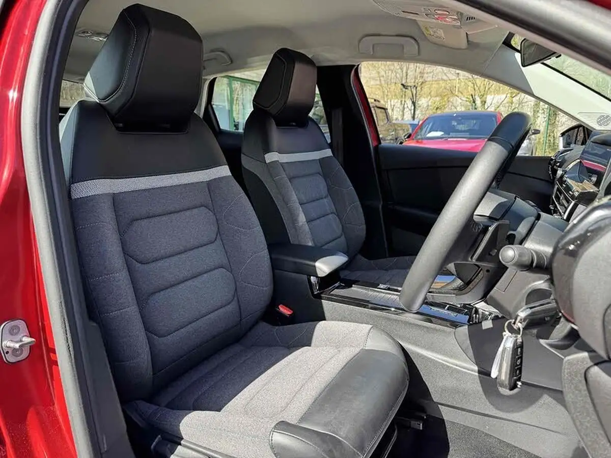 2022-citroen-c4-12-puretech-sense-plus-eat8-big-1
