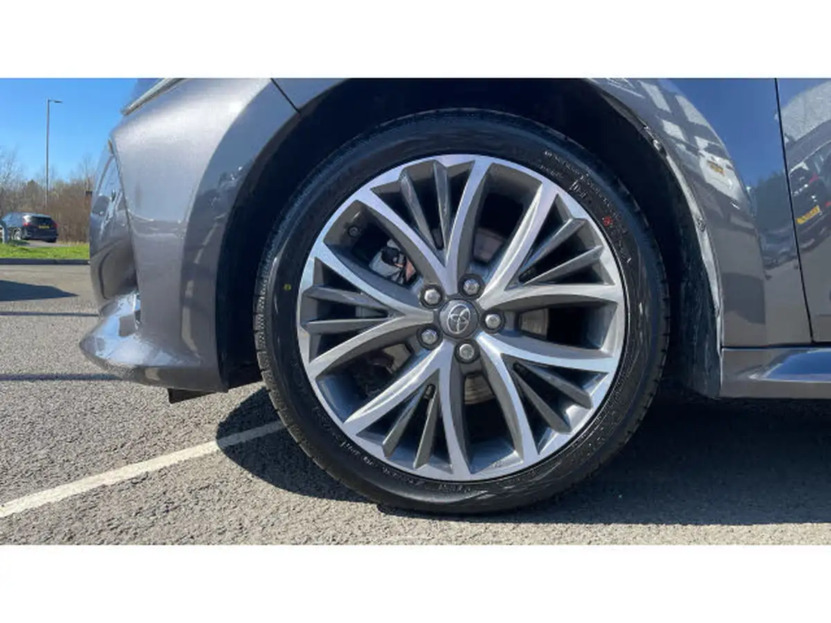 2021-toyota-yaris-15-vvt-i-excel-big-17