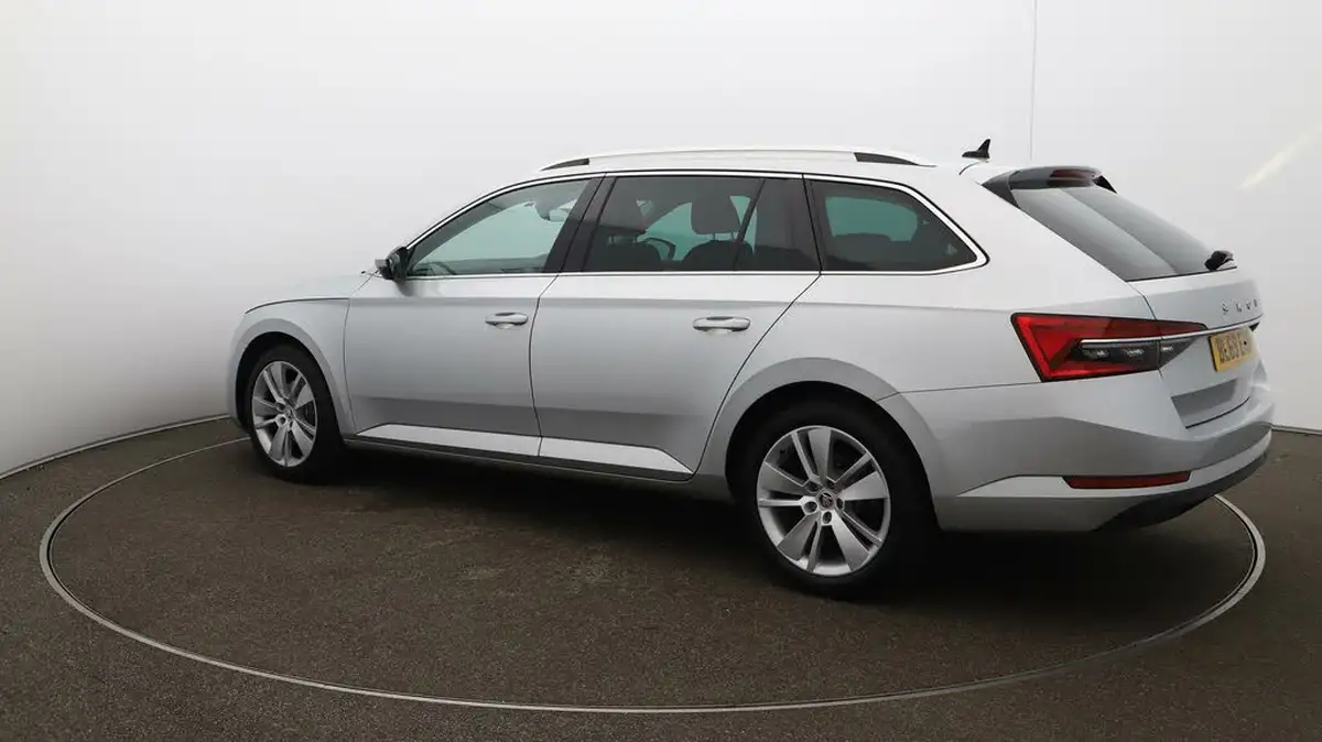 2019-skoda-superb-20-tsi-se-l-estate-big-26