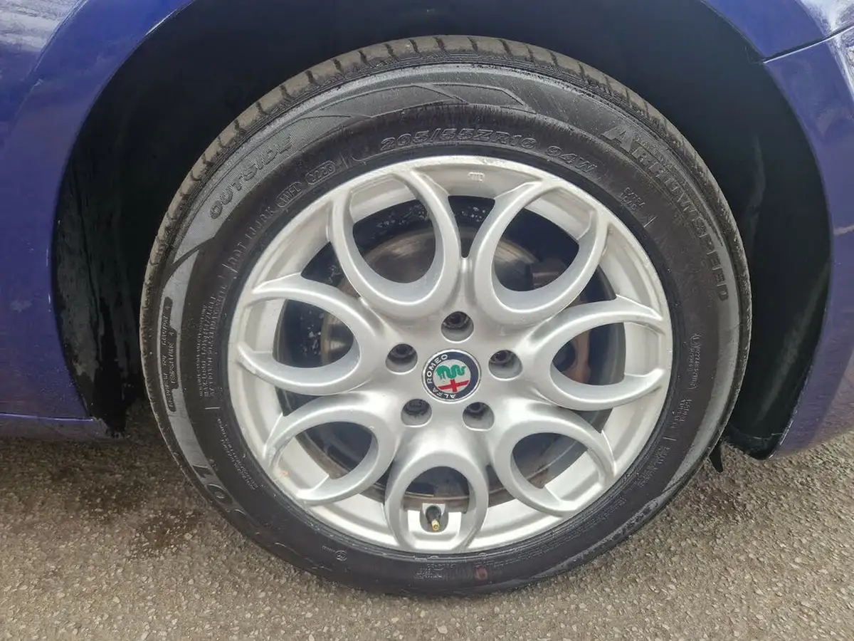 2018-alfa-romeo-giulietta-16jtdm-2-super-alfa-tct-big-23
