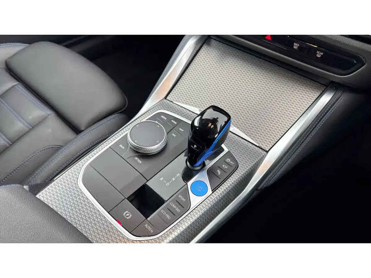 2022-bmw-i4-e-m50-big-9
