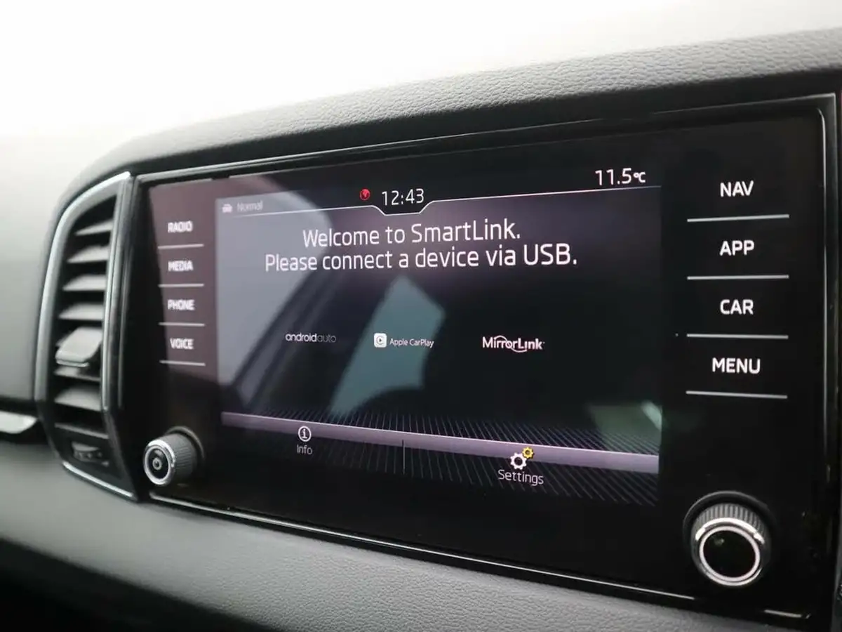 2019-skoda-karoq-20tdi-se-l-150ps-4x4-big-15