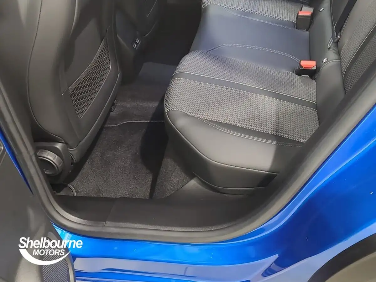 2021-peugeot-2008-suv-12-puretech-gt-big-8