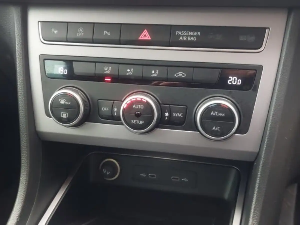 2021-seat-ateca-big-10