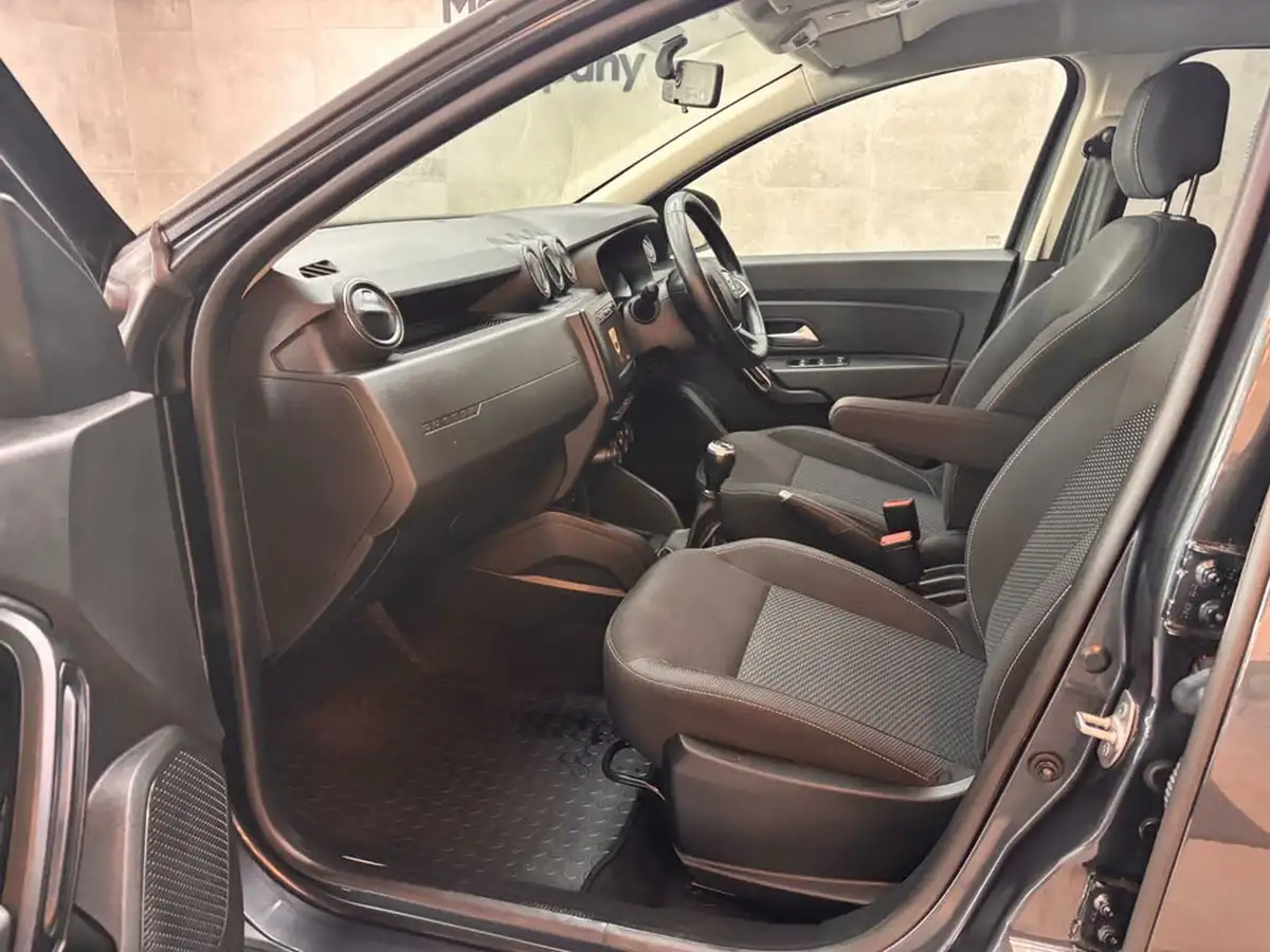 2021-dacia-duster-10-tce-comfort-100bhp-ss-station-wagon-5d-big-18