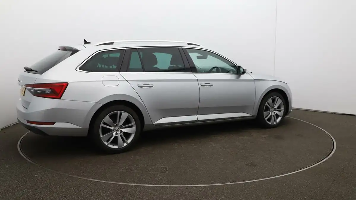 2020-skoda-superb-20tdi-se-l-150ps-estate-dsg-big-43