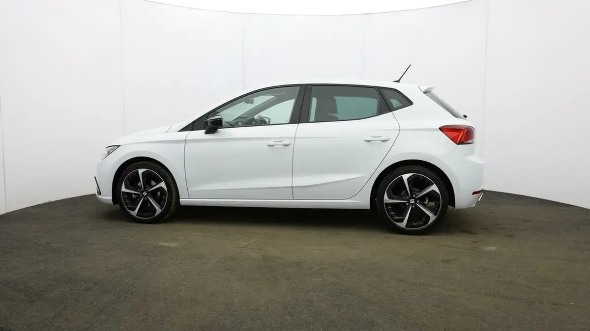 2022-seat-ibiza-10-tsi-fr-sport-110ps-big-58