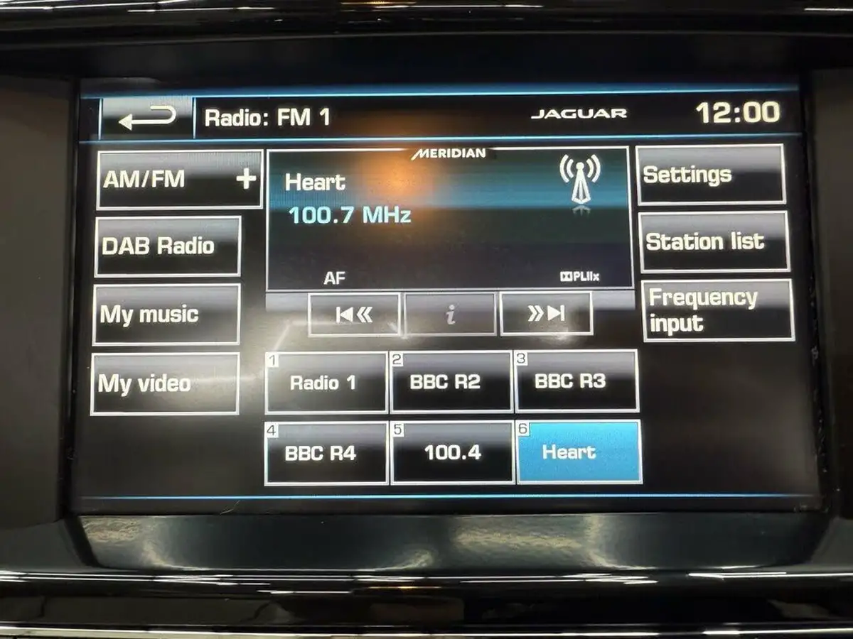 2014-jaguar-xj-series-30td-xj-portfolio-swb-auto-big-30
