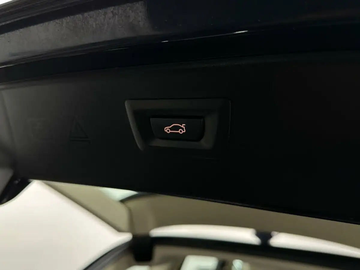 2016-bmw-5-series-20-520i-se-touring-5d-big-47