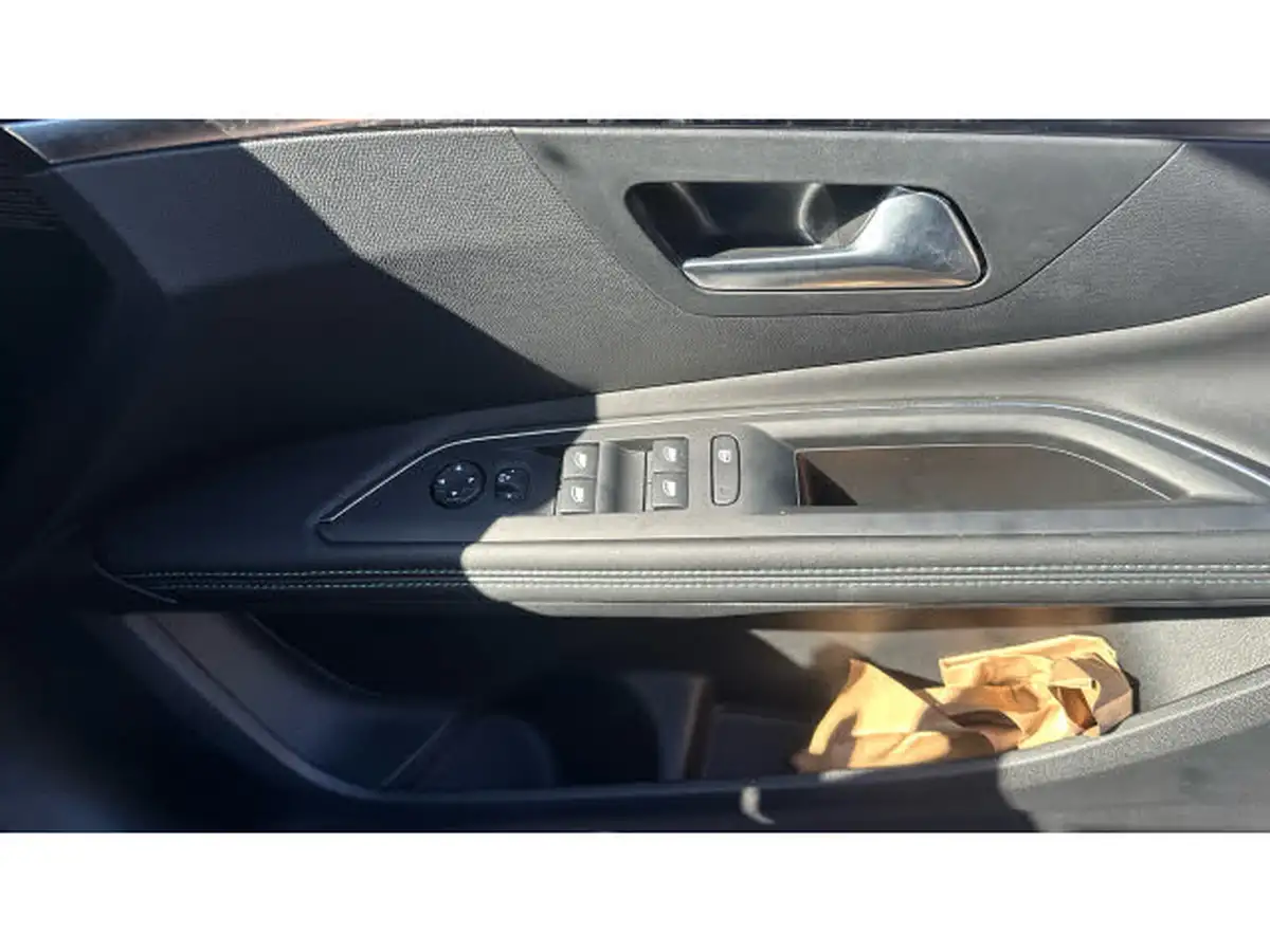 2024-peugeot-3008-suv-12-puretech-allure-130bhp-ss-eat8-big-30