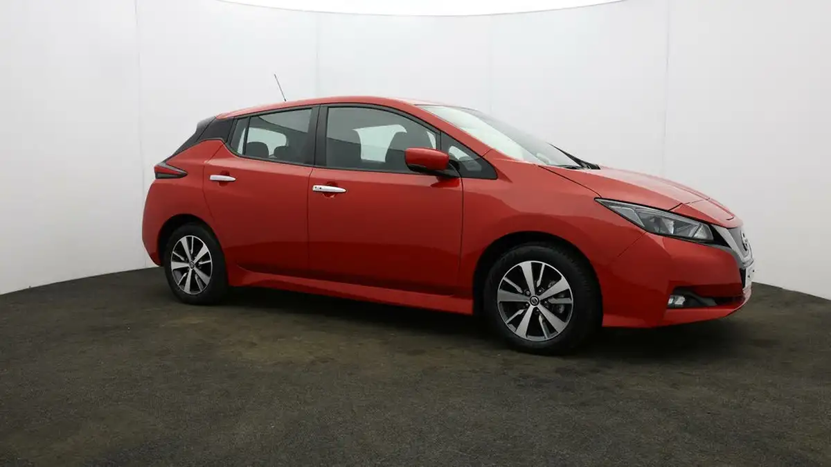 2021-nissan-leaf-e-acenta-big-41
