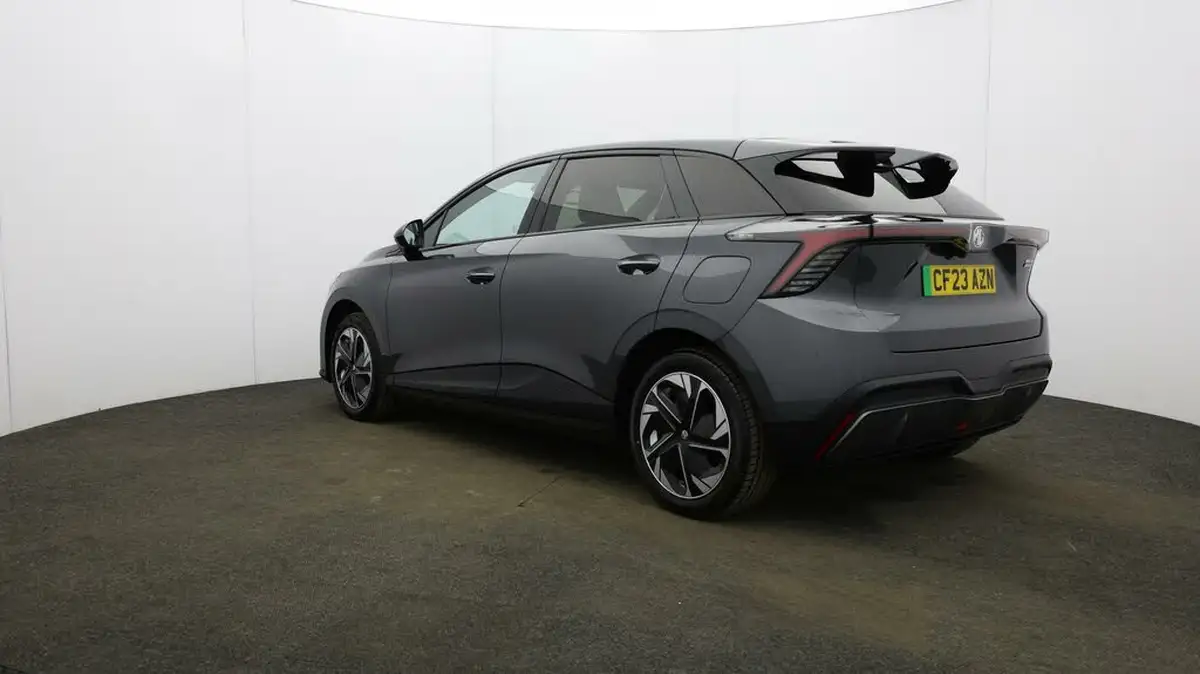 2023-mg-mg4-e-trophy-ev-203ps-long-big-46