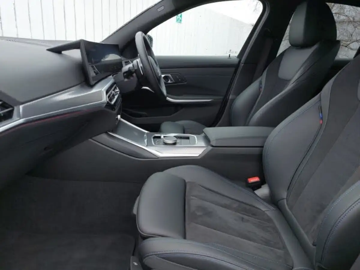 2024-bmw-3-series-20-320i-m-sport-saloon-4d-big-6