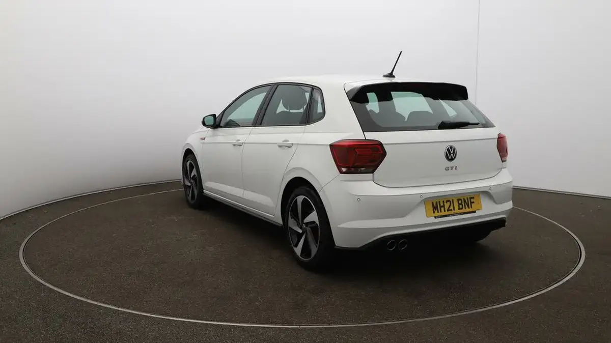 2021-volkswagen-polo-20-tsi-gti-big-53