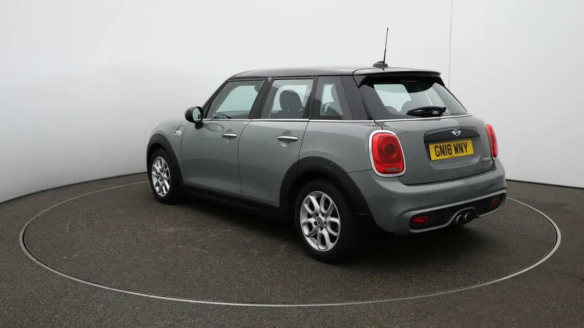 2018-mini-cooper-20-cooper-s-series-ii-ss-hatchback-5d-big-54