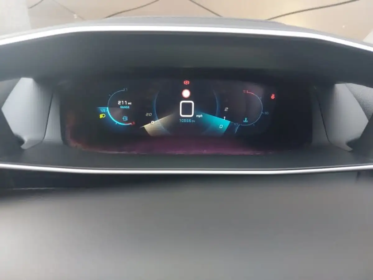 2020-peugeot-208-12-puretech-allure-premium-100bhp-big-10