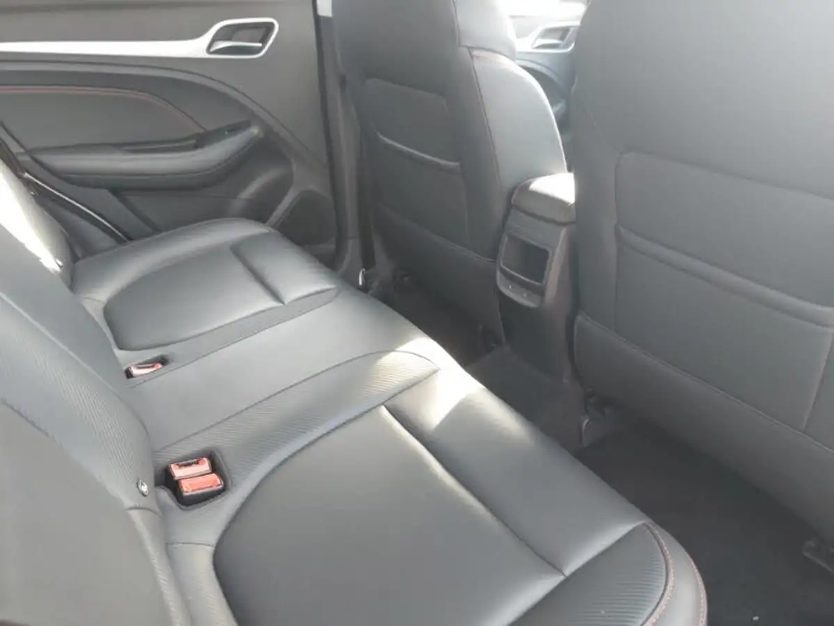 2022-mg-zs-suv-15-vti-tech-exclusive-big-12