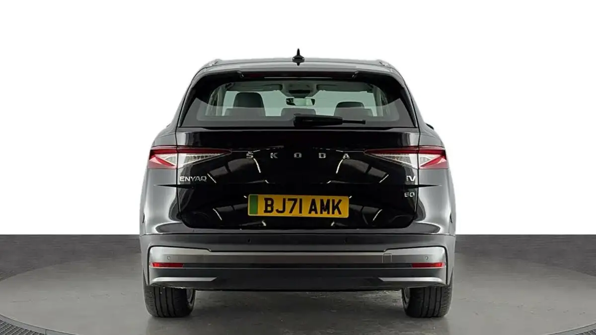 2021-skoda-enyaq-e-60-62-kwh-big-4