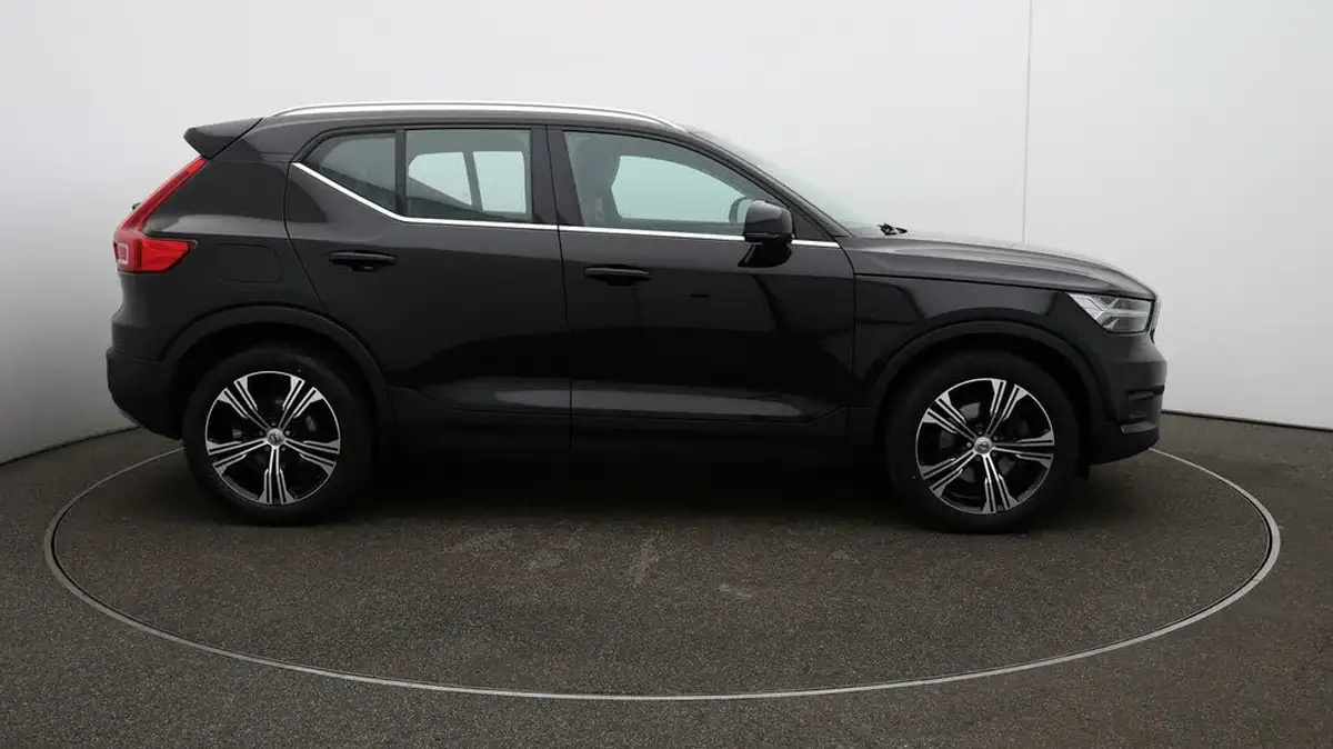 2020-volvo-xc40-20-b4-inscription-pro-big-39